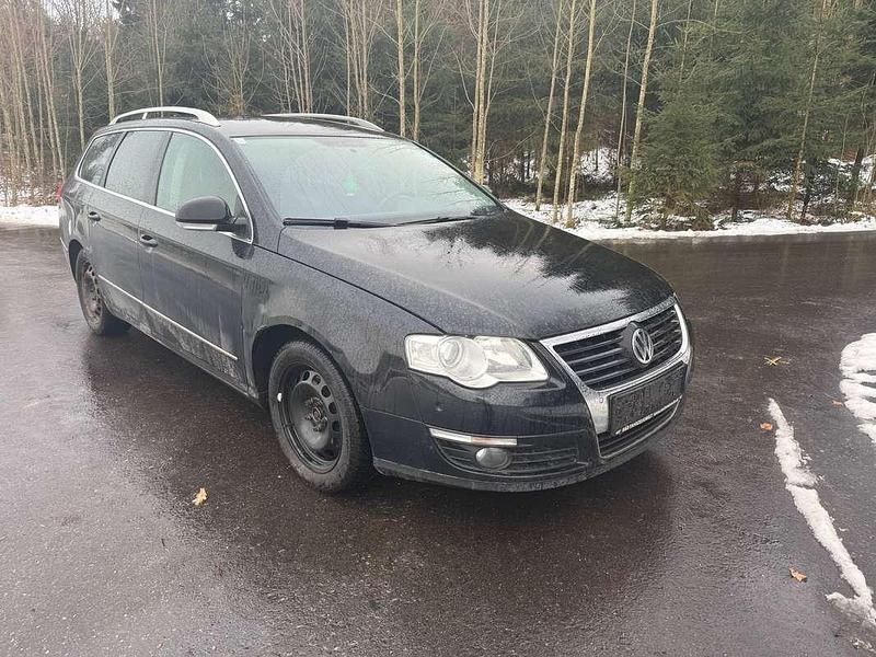 Gebraucht VW Passat 110 PS (80 kW) 2010 Schwarz Kombi