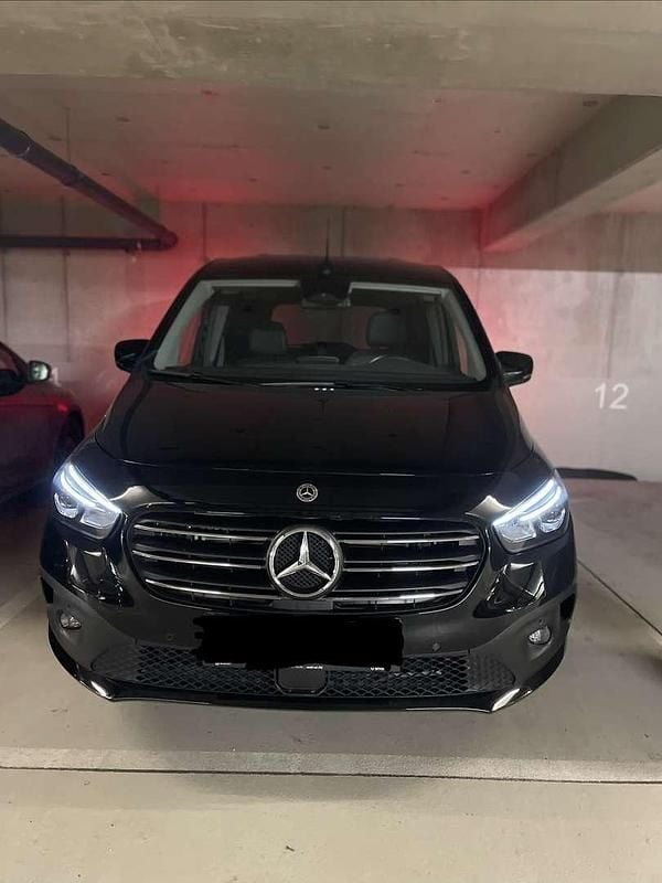 Gebraucht Mercedes 180 Progressive 116 PS (85 kW) 2022 Schwarz Limousine