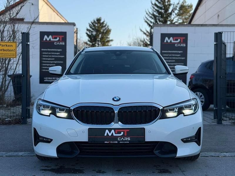 Gebraucht BMW 320 Sport Line 190 PS (139 kW) 2020 Weiß Kombi