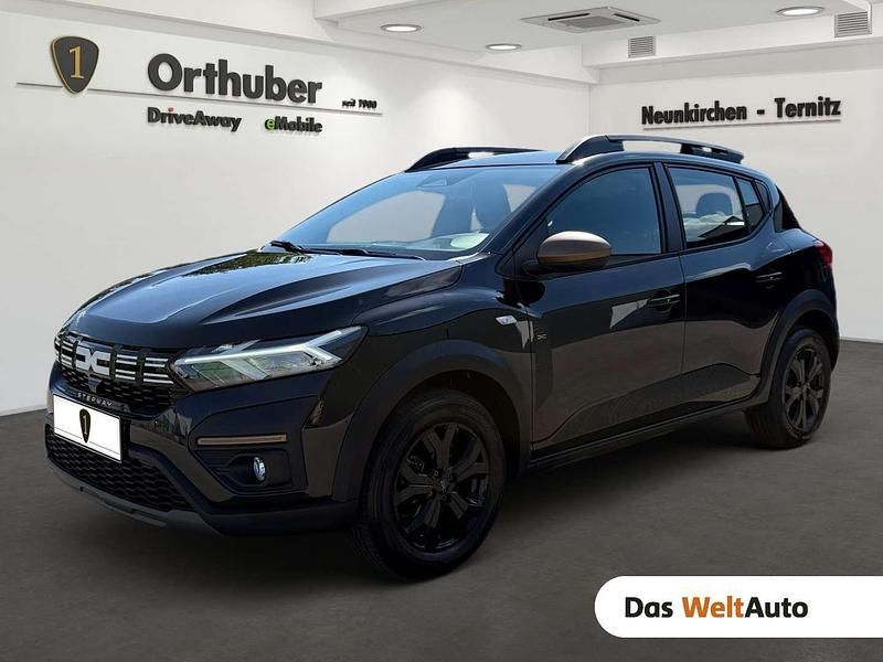 Schwarz Gebraucht 2024 Dacia Sandero Expression Kleinwagen | € 17.990 (Etwas zu teuer) - Bild 1/4