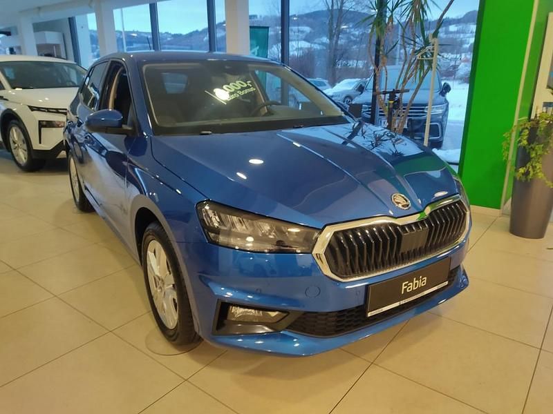 Neu Skoda Fabia Selection 95 PS (69 kW) 2026 Mittelblau  metallic Limousine