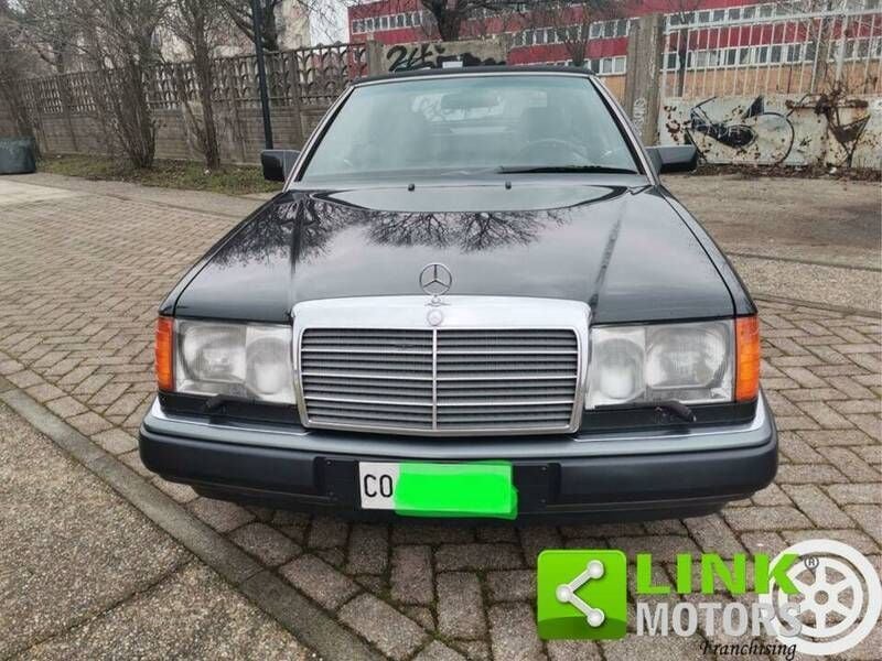 Gebraucht Mercedes E300 188 PS (138 kW) 1993 Schwarz Cabrio