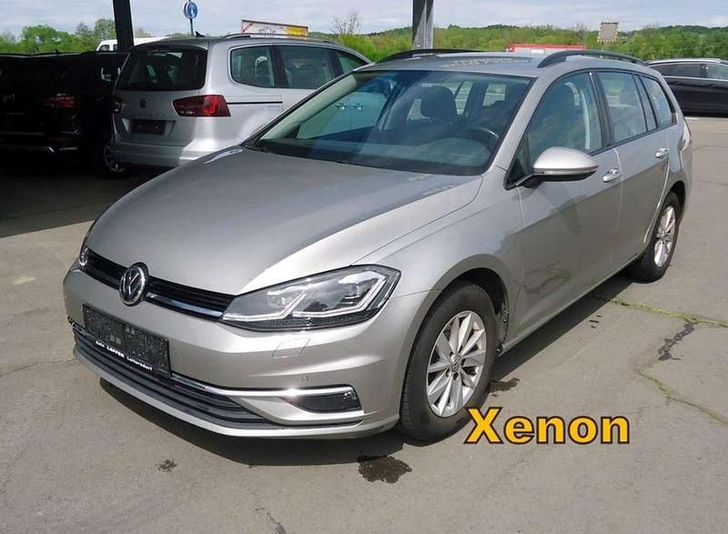 Gebraucht VW Golf VII 90 PS (66 kW) 2017 Silber Kombi