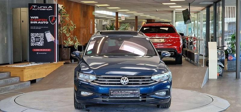 Gebraucht VW Passat Elegance 190 PS (139 kW) 2020 Blau Kombi