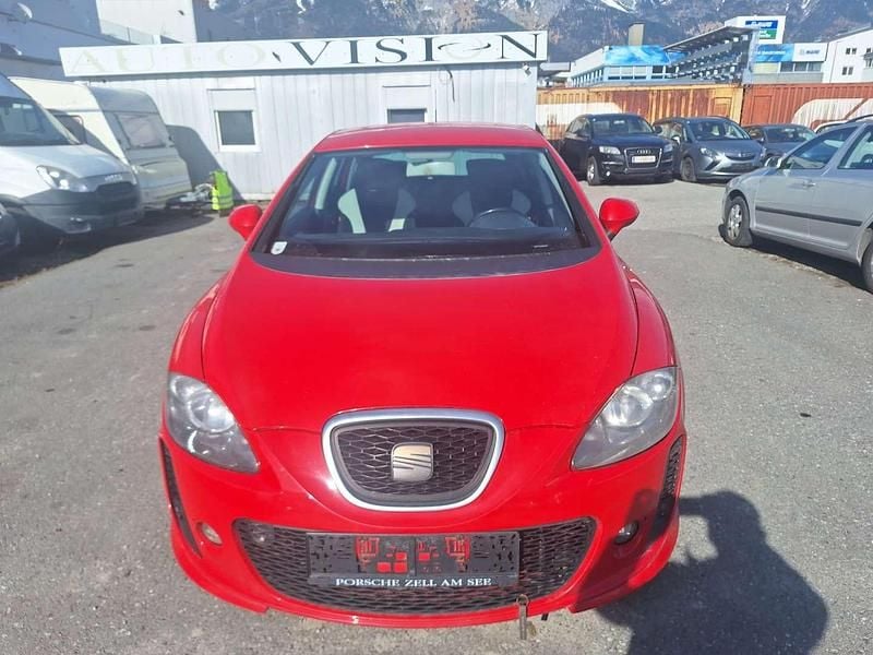 Gebraucht Seat Leon Sport 105 PS (77 kW) 2011 Rot Kleinwagen