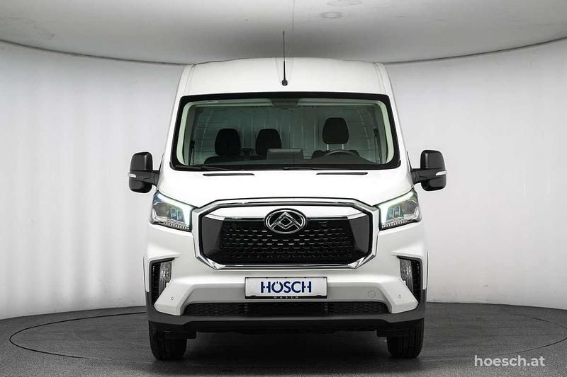 Neu Maxus eDeliver 9 150 kW (204 PS) 2025 Weiss Van