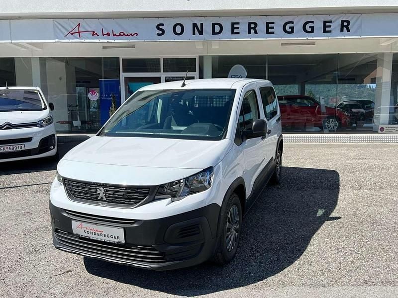 Weiß Gebraucht 2023 Peugeot Rifter S Van / Kleinbus | € 26.990 (Etwas zu teuer) - Bild 1/4