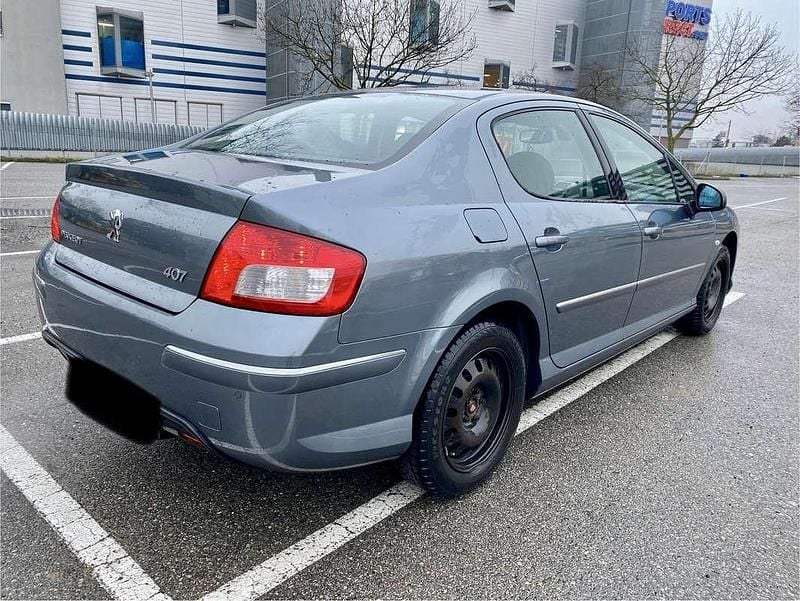 Gebraucht Peugeot 407 109 PS (80 kW) 2010 Grau Limousine