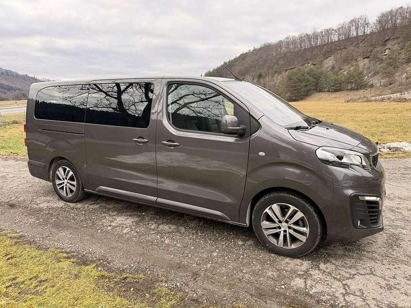 Gebraucht Peugeot Traveller Business-Line 100 kW (136 PS) 2021 Van / Kleinbus