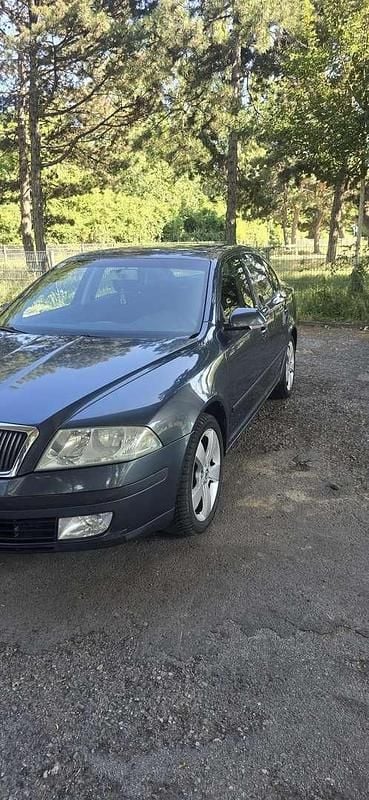 Gebraucht Skoda Octavia 105 PS (77 kW) 2005 Grau Limousine