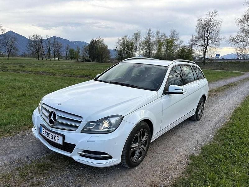 Gebraucht 2012 Mercedes 180 Avantgarde Limousine | € 11.490 - Bild 1/4