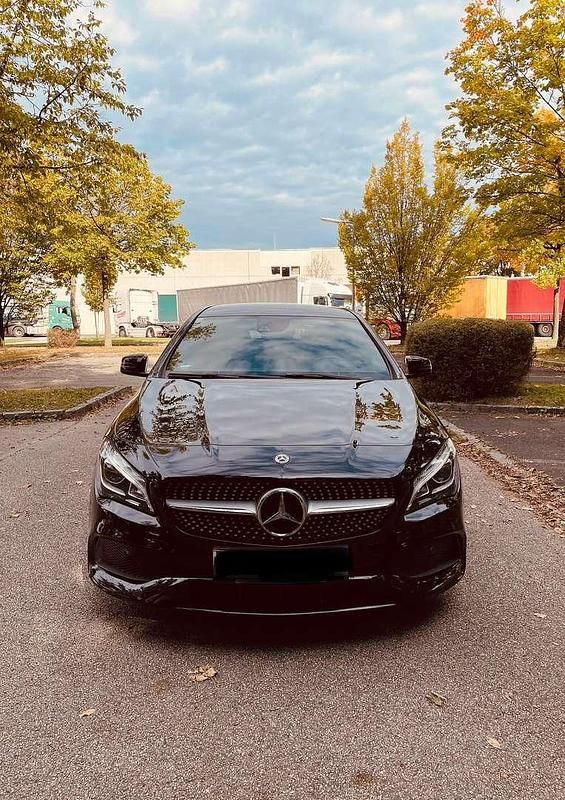 Gebraucht Mercedes CLA200 AMG line 136 PS (100 kW) 2017 Kombi