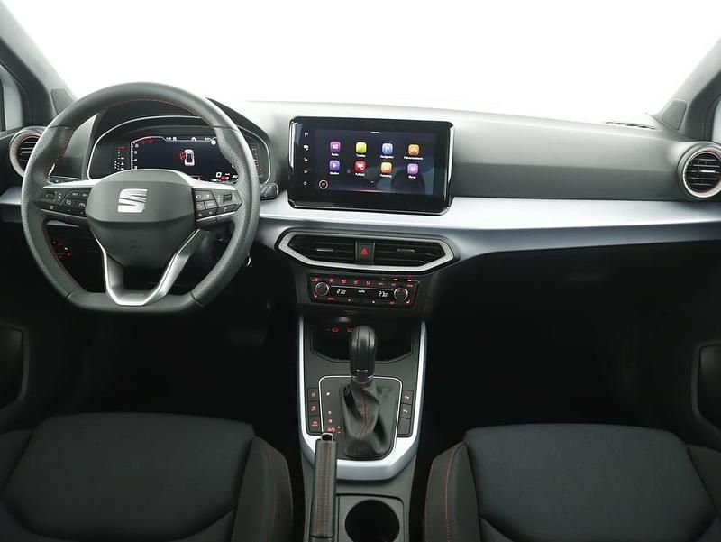 Gebraucht Seat Arona FR 110 PS (80 kW) 2023 Weiss  normal SUV