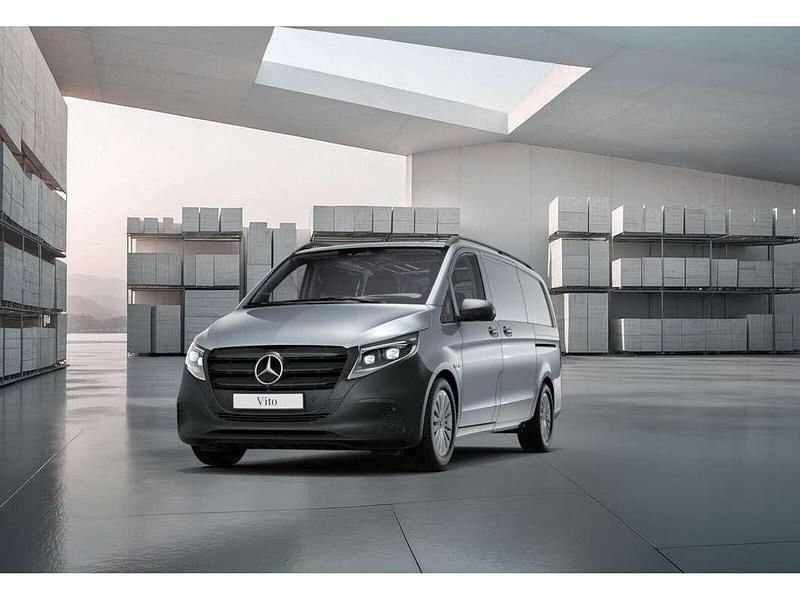 Gebraucht Mercedes Vito 136 PS (100 kW) 2024 Silber Van