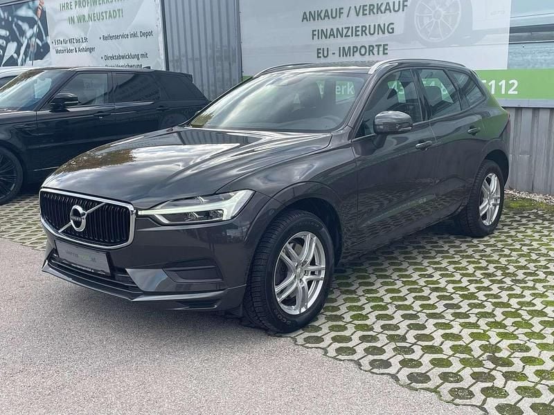 Gebraucht Volvo XC60 Momentum 197 PS (144 kW) 2020 Grau SUV