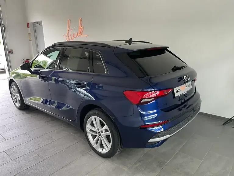 Gebraucht Audi A3 116 PS (85 kW) 2024 Mittelblau  metallic Limousine