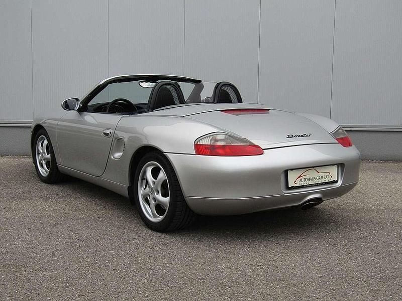 Gebraucht Porsche Boxster 204 PS (150 kW) 1999 Silber Cabrio