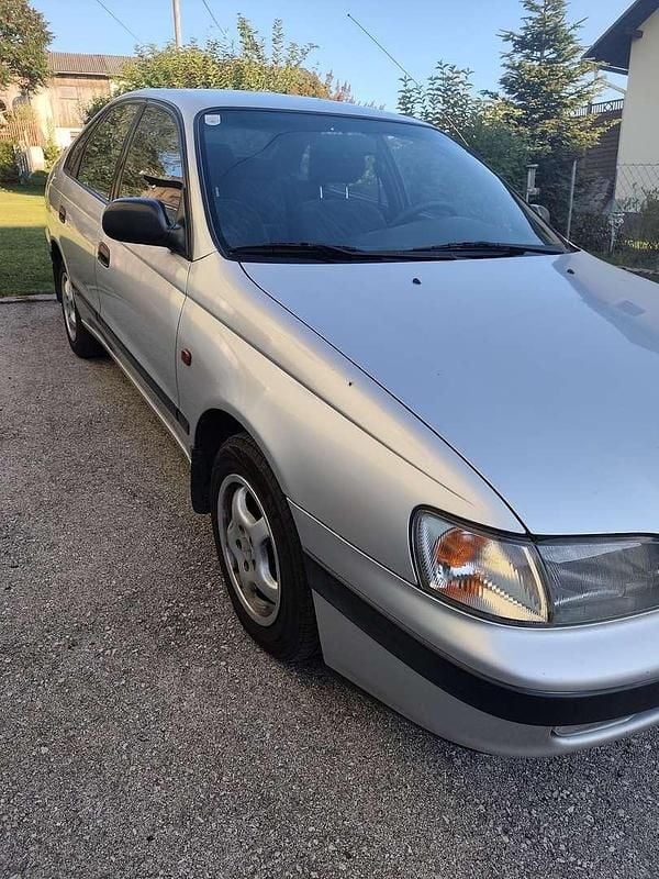 Gebraucht 1997 Toyota Carina Limousine | € 4.000 - Bild 1/4