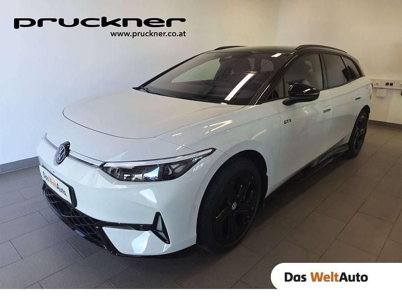 Weiß Gebraucht 2025 VW ID.7 GTX Kombi | € 56.377 (Fairer Preis) - Bild 1/4