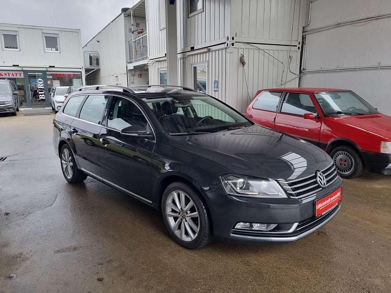 Gebraucht VW Passat Highline 140 PS (102 kW) 2013 Grau Kombi