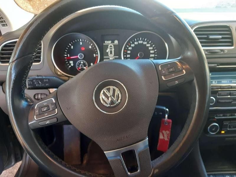 Gebraucht VW Golf VII Comfortline 105 PS (77 kW) 2012 Grau Limousine