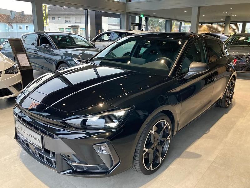 Gebraucht Cupra Leon VZ 272 PS (200 kW) 2025 Schwarz  metallic Coupé