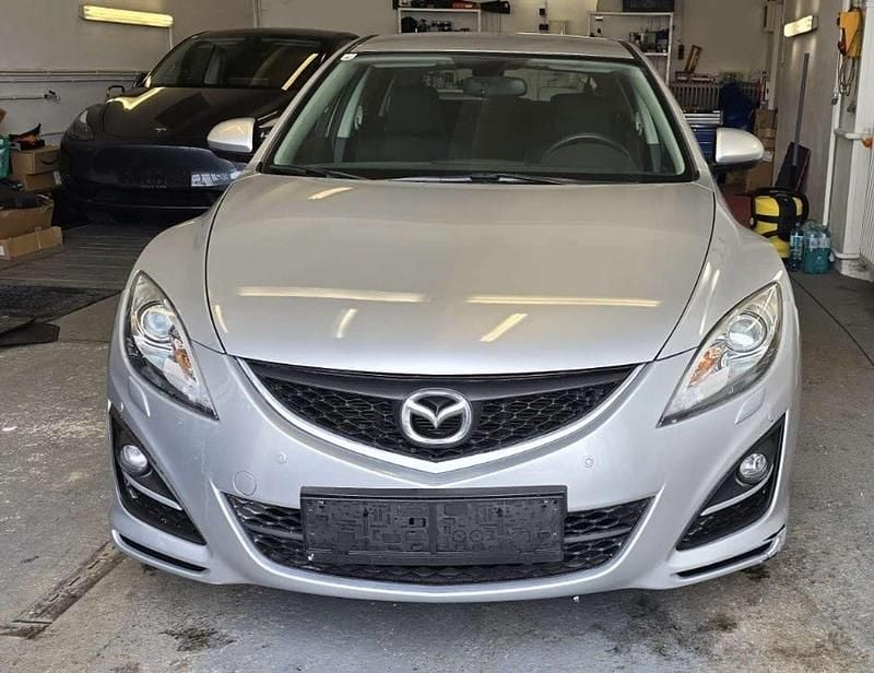 Gebraucht Mazda 6 Inclusive 155 PS (114 kW) 2012 Silber Limousine
