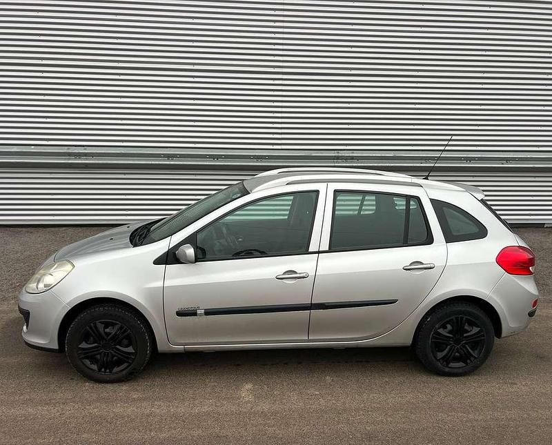 Gebraucht Renault Clio GrandTour Extreme 75 PS (55 kW) 2009 Silber Kombi