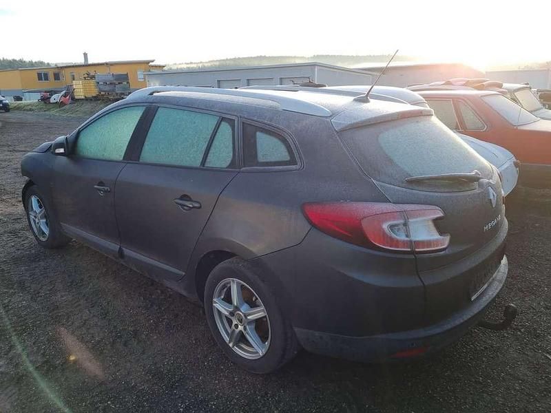 Gebraucht Renault Mégane GrandTour 98 PS (72 kW) 2012 Kombi