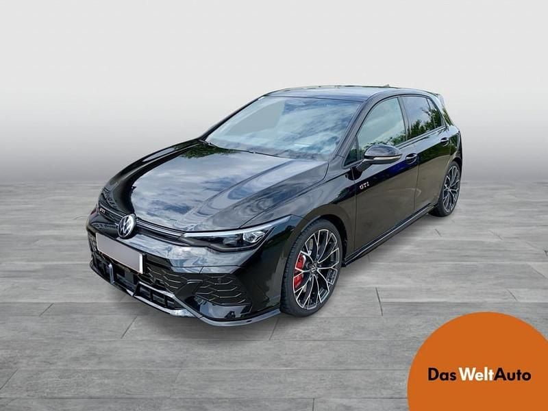 Neu VW Golf VIII GTI Clubsport 301 PS (221 kW) 2025 Schwarz  metallic Limousine