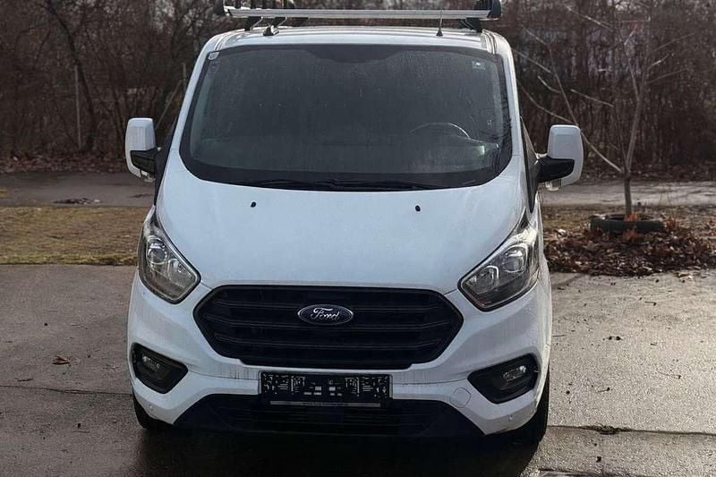 Gebraucht Ford Transit Custom 131 PS (96 kW) 2021 Weiß Van