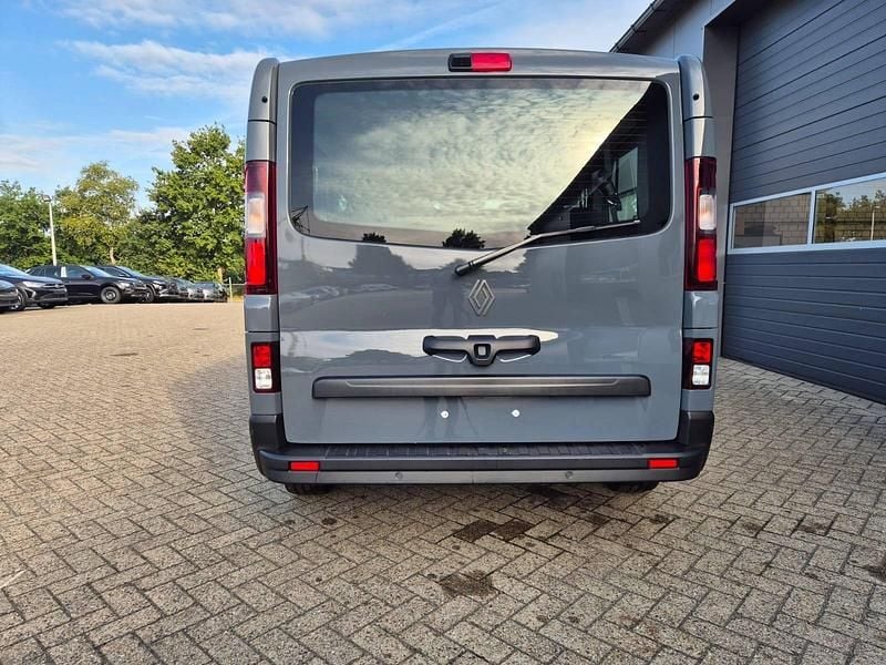 Neu Renault Trafic Evolution 150 PS (110 kW) 2025 Grau Van / Kleinbus