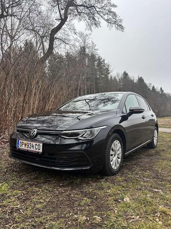 Gebraucht VW Golf VIII 90 PS (66 kW) 2020 Schwarz Limousine