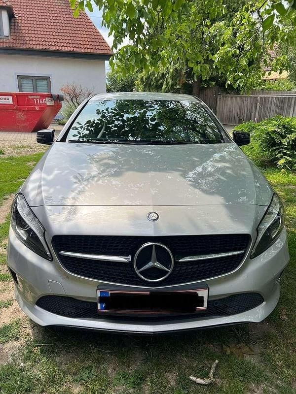 Silber Gebraucht 2015 Mercedes A180 Limousine | € 11.500 (Fairer Preis) - Bild 1/4