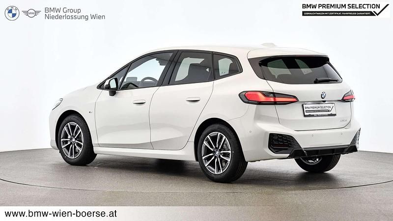 Gebraucht BMW 218 Active Tourer Efficient Dynamics 150 PS (110 kW) 2024 Weiß Van / Kleinbus