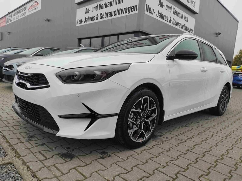 Neu Kia Ceed Sportswagon 140 PS (102 kW) 2025 Weiß Kombi