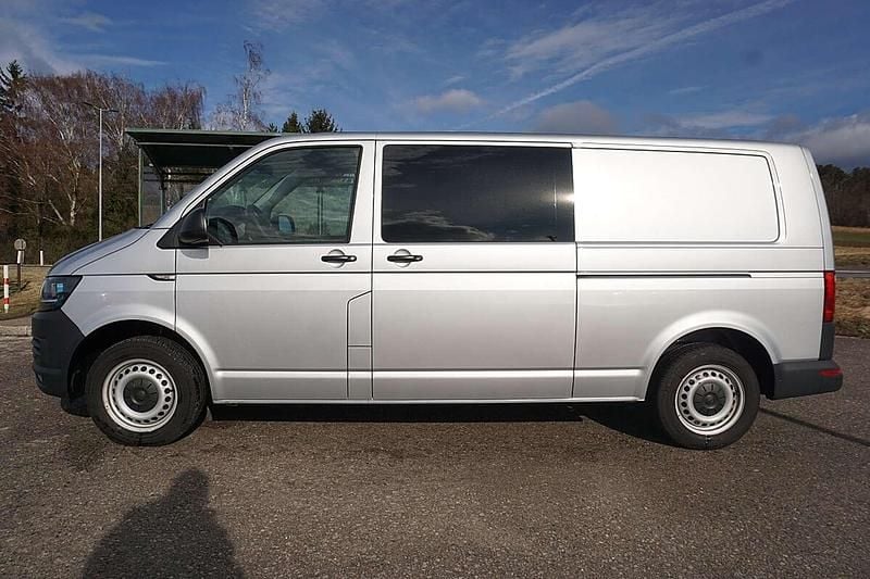 Gebraucht VW T6 150 PS (110 kW) 2018 Silber Van
