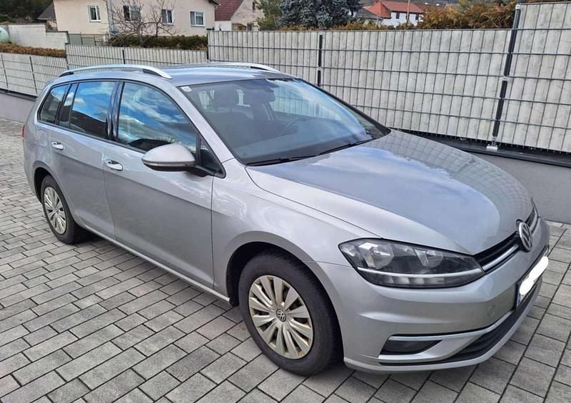 Gebraucht VW Golf VII 116 PS (85 kW) 2018 Silber Kombi