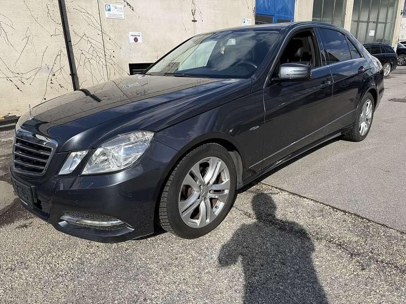 Gebraucht Mercedes E200 Avantgarde 136 PS (100 kW) 2011 Limousine