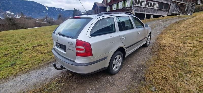 Gebraucht Skoda Octavia 105 PS (77 kW) 2006 Silber Kombi