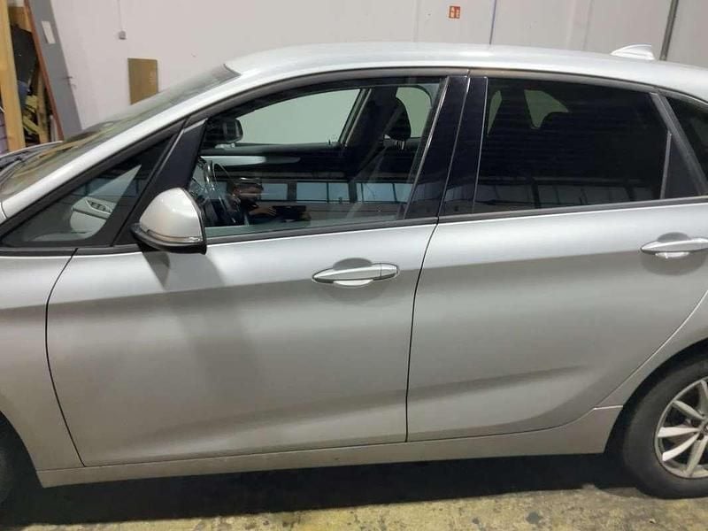 Gebraucht BMW 218 Basis 136 PS (100 kW) 2015 Silber Kombi