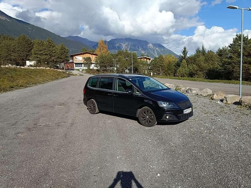 Schwarz Gebraucht 2014 Seat Alhambra Van / Kleinbus | € 14.500 (Etwas zu teuer) - Bild 1/4