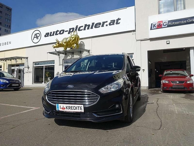 Schwarz Gebraucht 2020 Ford Galaxy Titanium Van / Kleinbus | € 29.890 (Teuer) - Bild 1/4