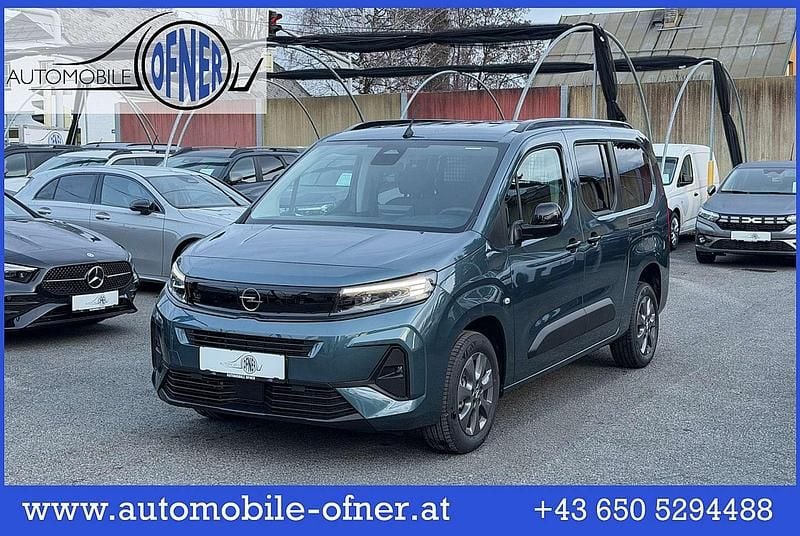 Neu Opel Combo Edition 131 PS (96 kW) 2025 Blau Kombi