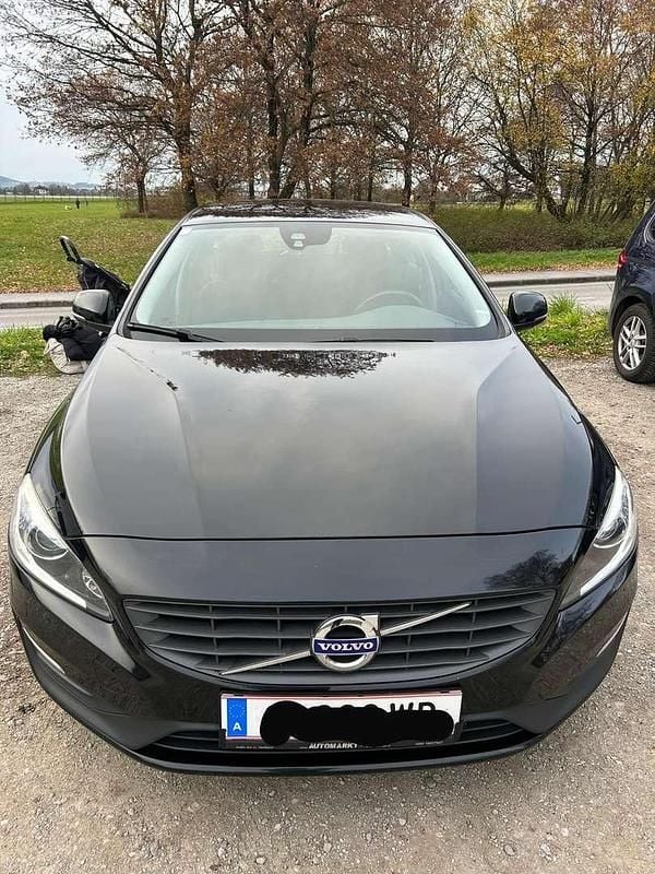 Gebraucht Volvo V60 120 PS (88 kW) 2017 Kombi