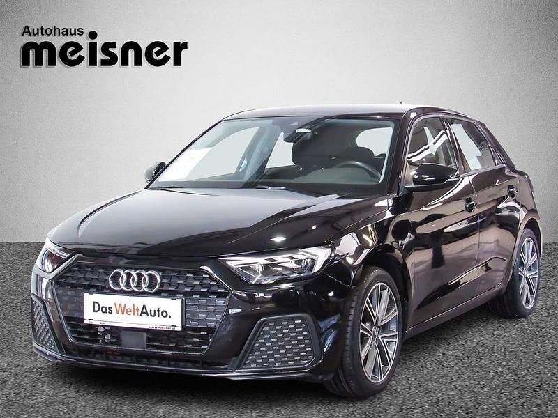 Schwarz metallic Gebraucht 2019 Audi A1 Sportback Design Kleinwagen | € 18.460 (Fairer Preis) - Bild 1/4