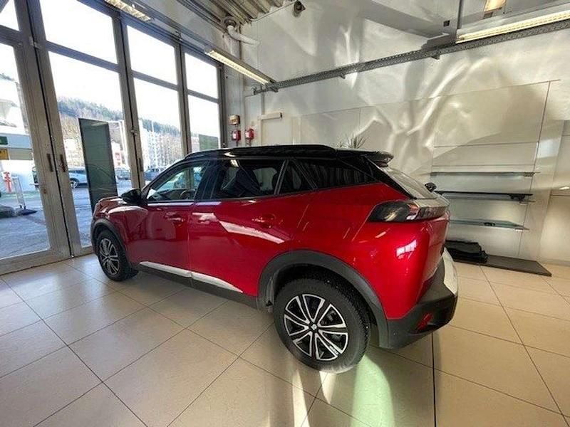 Gebraucht Peugeot 2008 Allure 131 PS (96 kW) 2020 Rot SUV