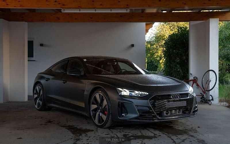 Schwarz Gebraucht 2022 Audi e-tron GT quattro Comfort Limousine | € 59.900 (Fairer Preis) - Bild 1/4
