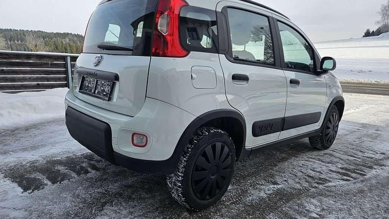Gebraucht Fiat Panda Cross Cross 84 PS (61 kW) 2019 Weiß Kleinwagen