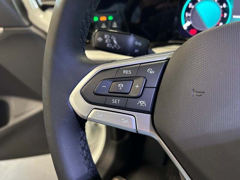 Gebraucht VW Golf VIII 110 PS (80 kW) 2024 Weiss  normal Limousine